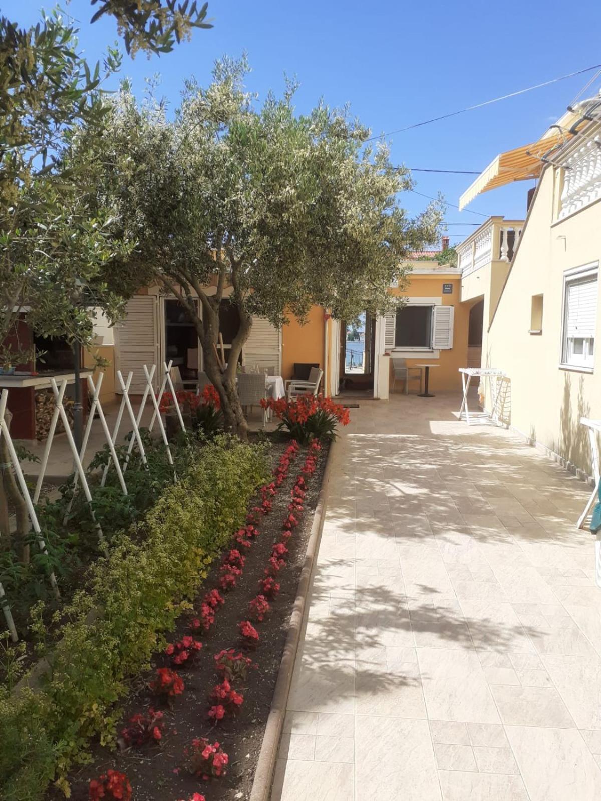 Lanterna Puntamika Apt. Near Beach Zadar Eksteriør bilde